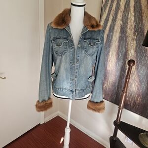 Stylish Denim Jacket with Mink Fur Accents